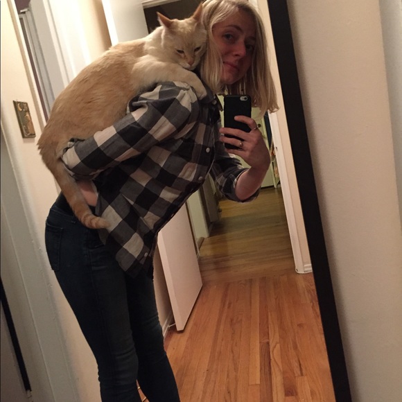 Meet your Posher, Julia - Picture 4 of 4